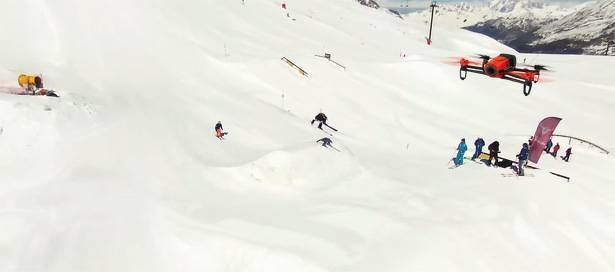 parrot-bebob-frankrijk-val-disere-drone-2015